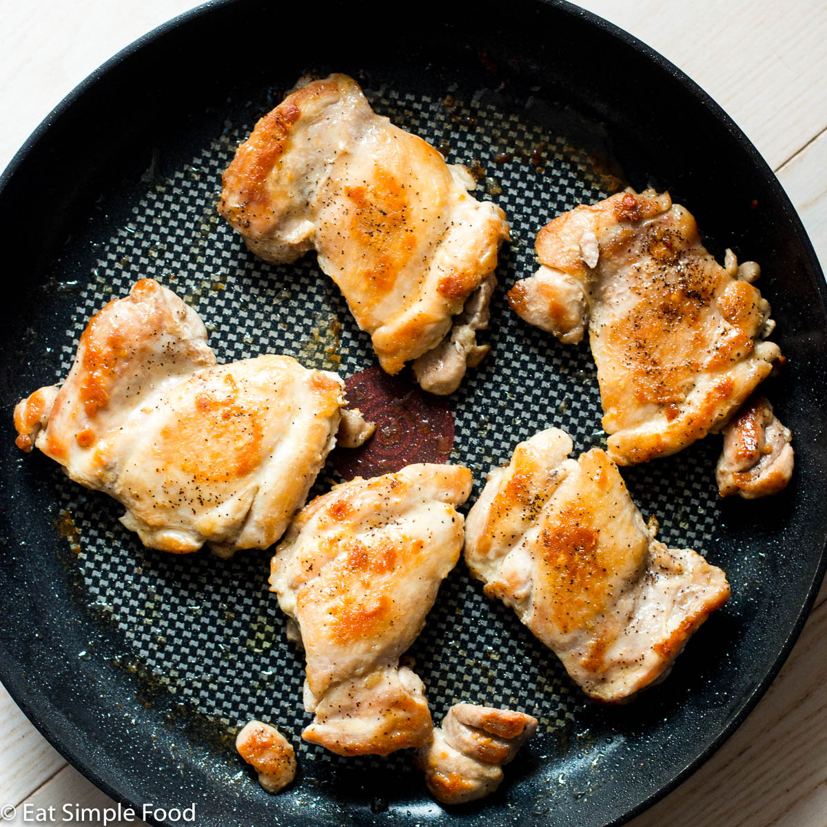 How Do You Pan Fry Chicken Thighs