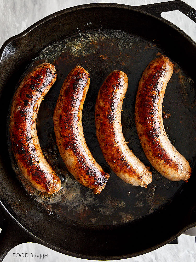 How to Cook Brats in a Frying Pan
