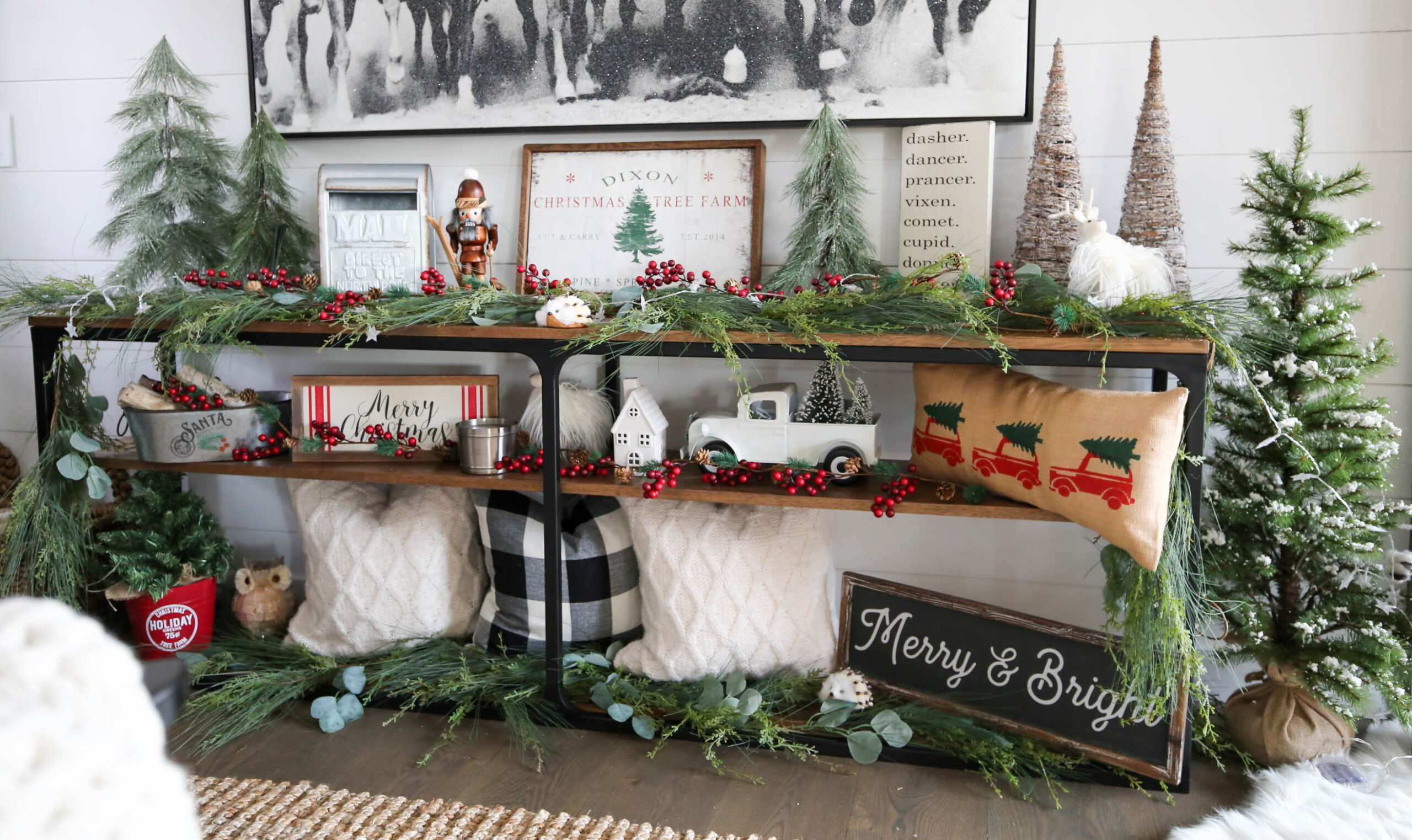 How to Decorate a Console Table for Christmas