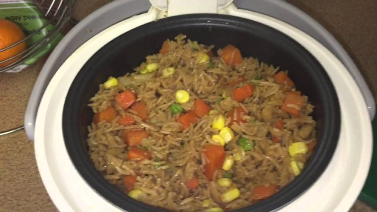 How to Make Fried Rice in Rice Cooker